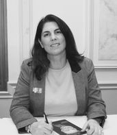 MS YVONNE SAFFETOĞLU