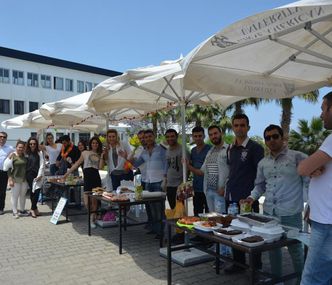 GAÜ İletişim Fakültesi, Hayat Çocuklar İle Renkli Projesi Kapsamında, Kermes Düzenlendi