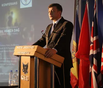 ’15 TEMMUZ RUHU’ KONULU KONFERANS, AK PARTİ İZMİR MİLLETVEKİLİ HAMZA DAĞ’IN SUNUMU İLE GAÜ’DE GERÇEKLEŞTİ