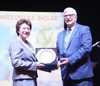 GAÜ EBELERİ, DÜNYA EBELİK HAFTASINI KUTLADI