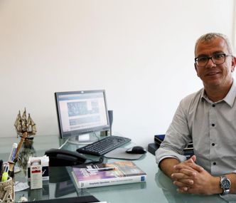 GAÜ AKADEMİSYENİ ESENYEL, “KUZEY KIBRIS’TA SÜRDÜREBİLİR TURİZM¨ ADLI KİTABINI TANITTI