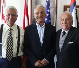 GAÜ SİYASAL BİLİMLER FAKÜLTESİ DEKANI TOROS VE GAÜ AKADEMİSYENİ MURAT KARAYALÇIN, REKTÖR ÖZTÜRK İLE BİRARAYA GELDİ