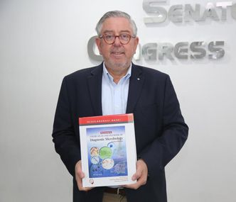 GAÜ AKADEMİSYENİ PROF. DR. BAŞUSTAOĞLU, TIP DÜNYASINA BİR KİTAP DAHA KAZANDIRDI