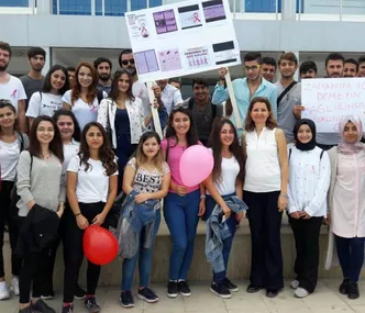 GAÜ HEMŞİRELİK YÜKSEK OKULU, MEME KANSERİ BİLİNÇLENDİRME VE FARKINDALIK AYI ETKİNLİĞİ DÜZENLEDİ