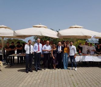 GAÜ GASTRONOMİ ÖĞRENCİLERİNDEN “HAYAT ÇOCUKLAR İLE RENKLİ” SOSYAL SORUMLULUK KERMESİ