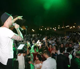 GAÜ'DE 32.DÖNEM MEZUNLARI, GALA GECESİNDE DOYASIYA EĞLENDİ