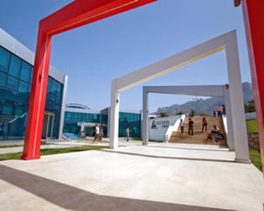 girne amerikan universitesi
