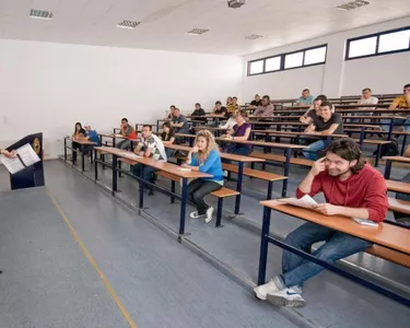 girne amerikan universitesi