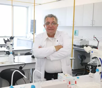 GAU FACULTY OF MEDICINE DEAN PROF. ÜNYAYAR INDICATED TO A NEW METHOD FOR THE TREATMENT OF COVID-19 PATIENTS