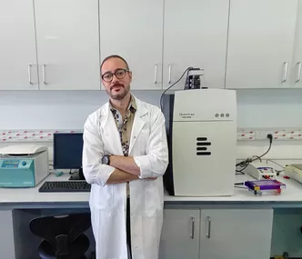ASSOC. PROF. KEREM TERALI: “IN ADDITION TO VACCINES, WE ALSO NEED ANTI-COVID-19 DRUGS”