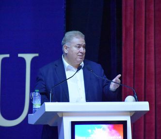 GAÜ PROF. DR. MEHMET ÇAKICI’YI AĞIRLADI
