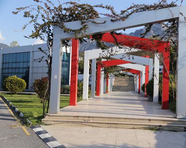 girne amerikan universitesi